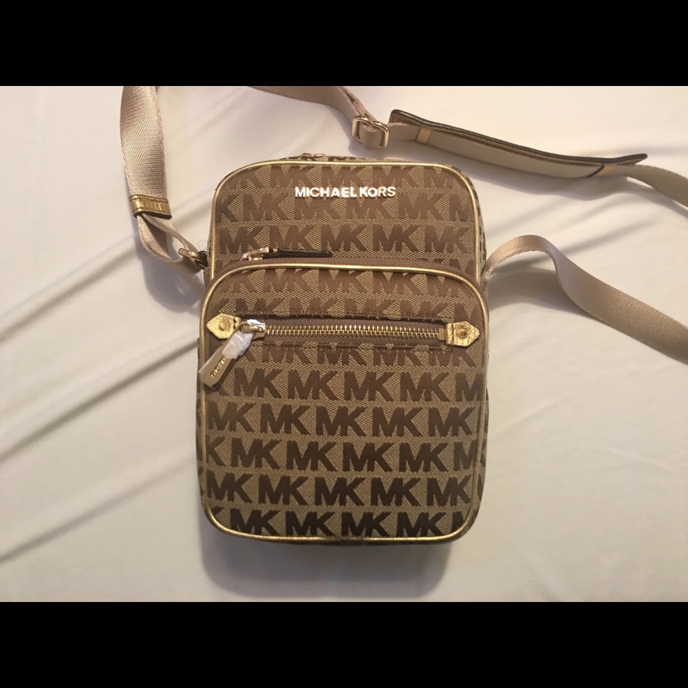 Michael Kors Bedford Zip Flight Bag